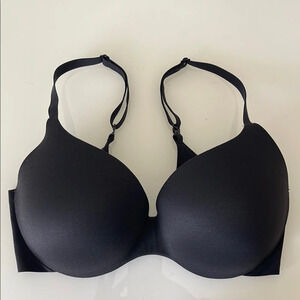 Victoria’s Secret perfect shape black bra